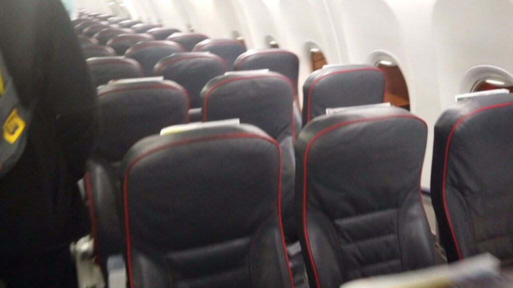 como é voar arajet aeronave