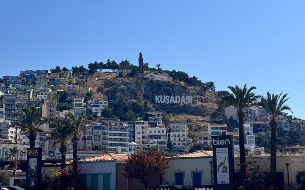 cruzeiro pelo mediterrâneo kusadasi